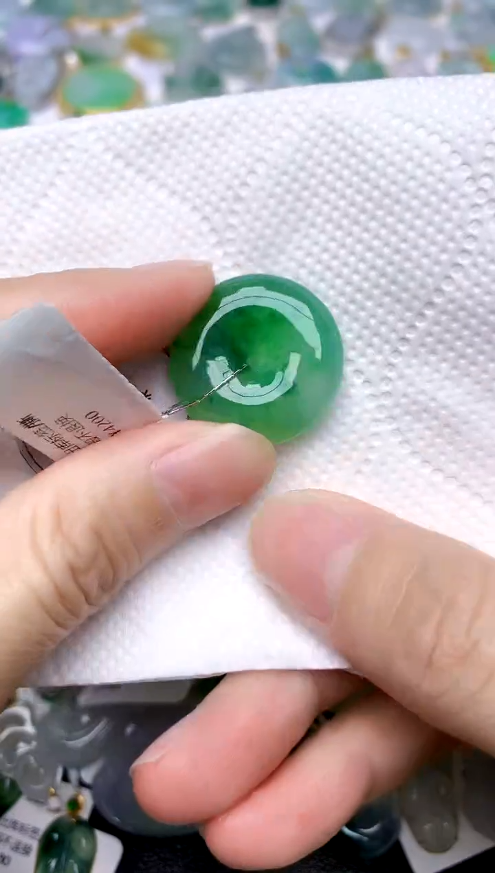 颈饰未镶嵌翡翠天然A货翡翠