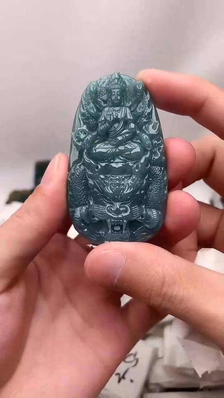 颈饰未镶嵌翡翠千手
