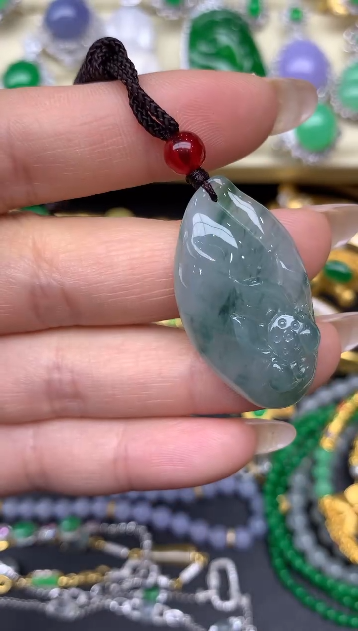 翡翠未镶嵌颈饰150-雪姐翡翠天天见