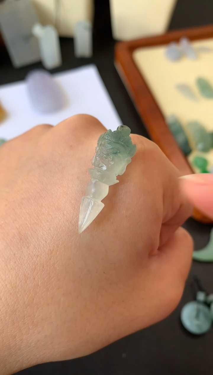 【闪购商品】定制翡翠未镶嵌翡翠