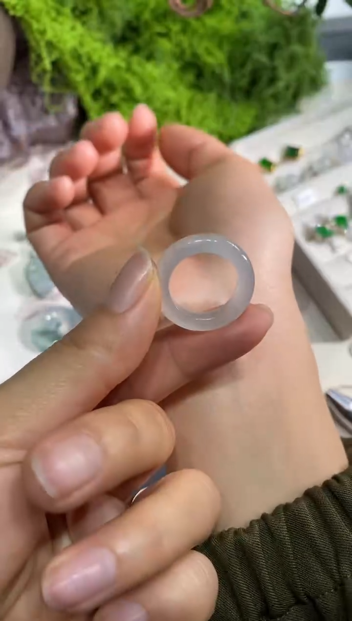 【闪购商品】翡翠戒圈未镶嵌高冰戒圈