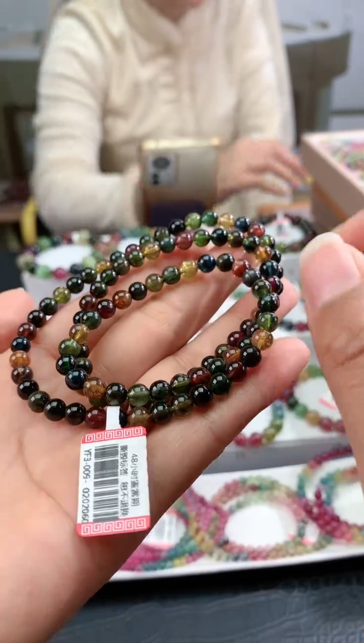 【闪购商品】碧玺手串未镶嵌多样性发一条