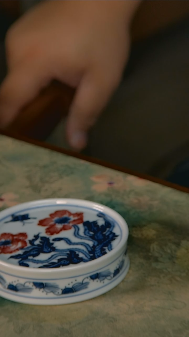 杯手工手绘杯杯很美丽