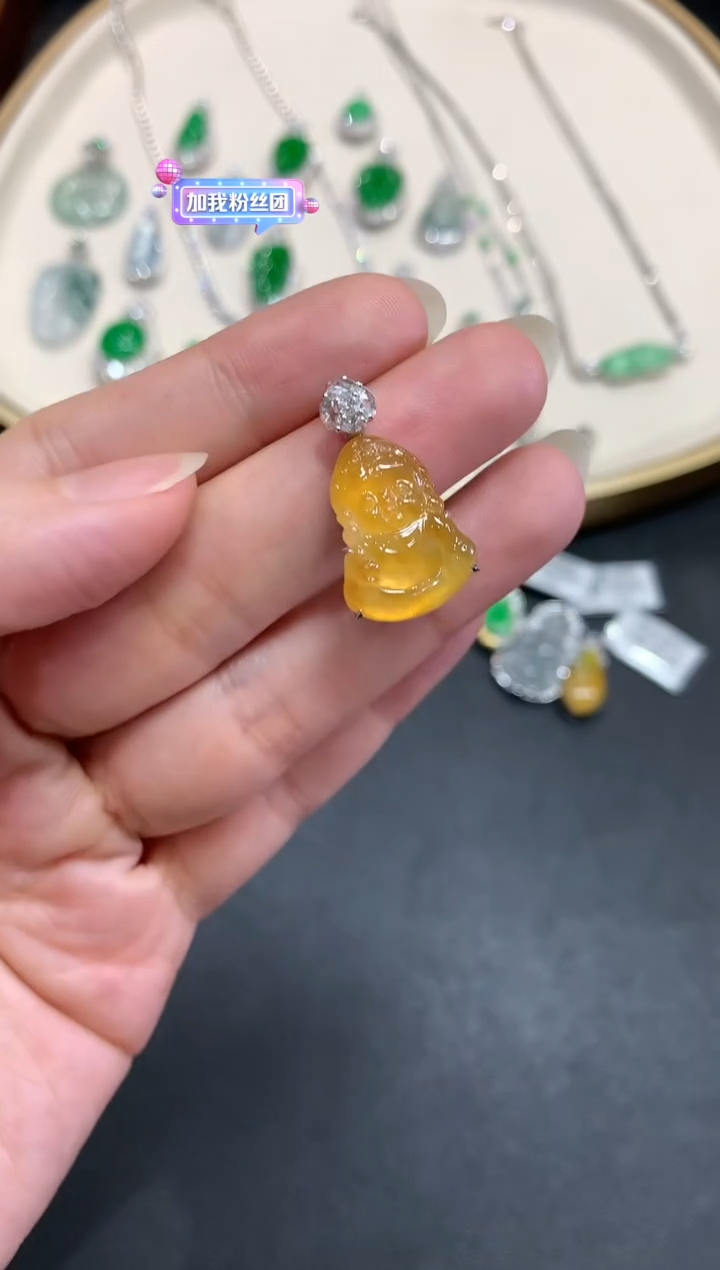 【闪购商品】翡翠吊坠(不含链)18K金镶嵌A675|19800