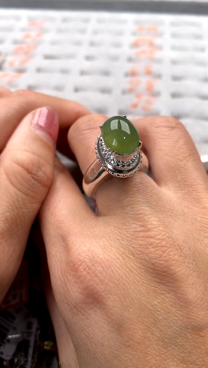 【闪购商品】翡翠戒指未镶嵌888888     19