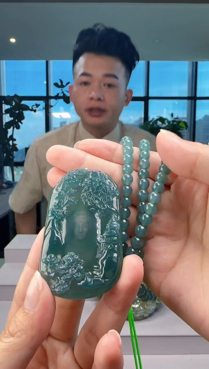 翡翠未镶嵌吊坠(赠链)YL@@960Q7J04505