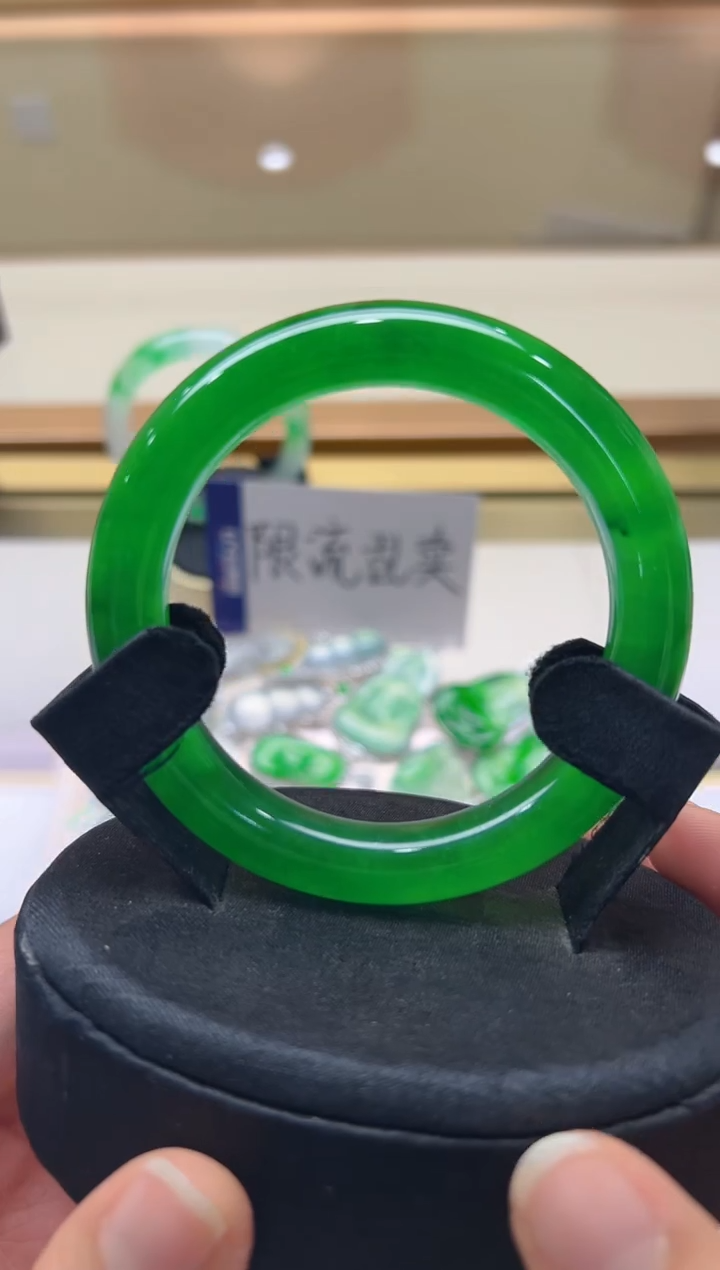 【闪购商品】翡翠手镯未镶嵌订金