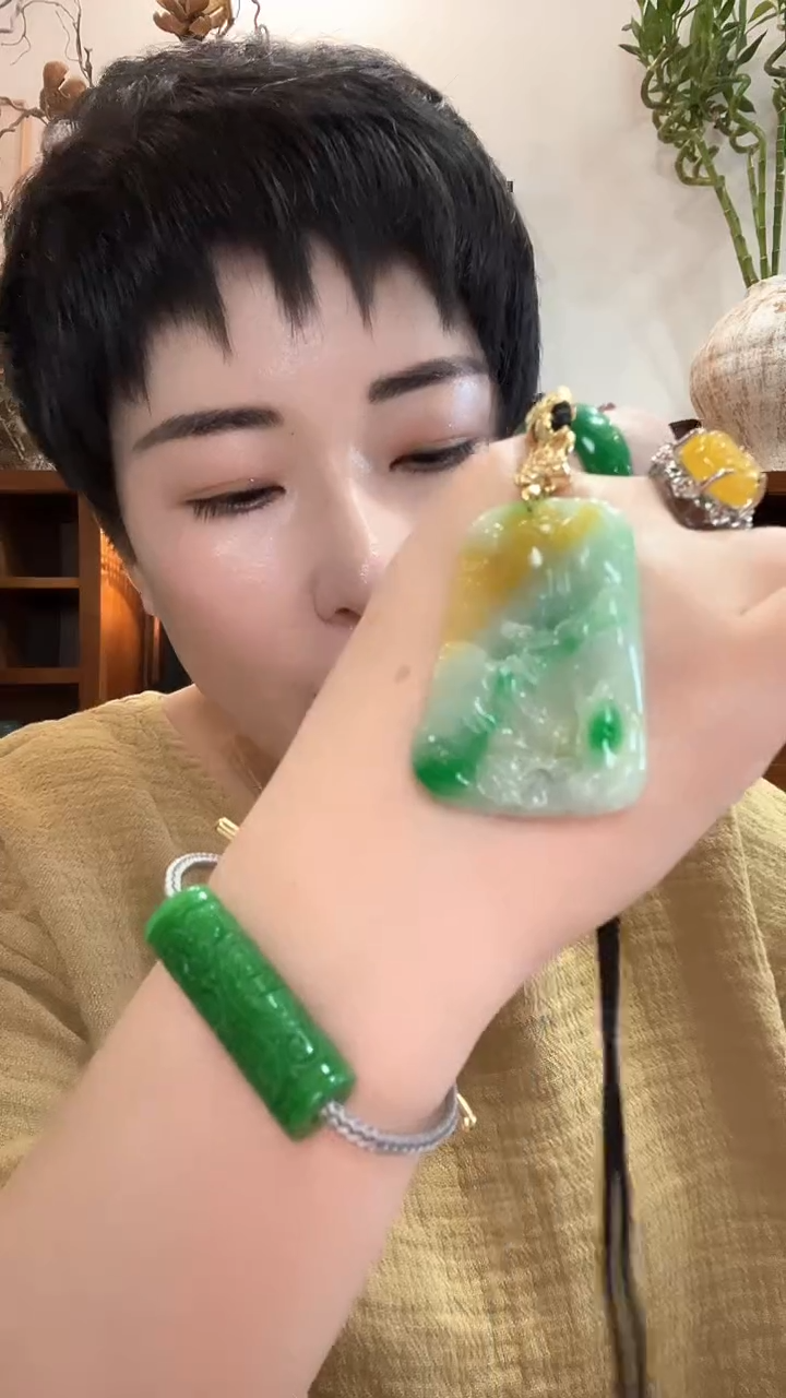 吊坠(赠链)合金翡翠101