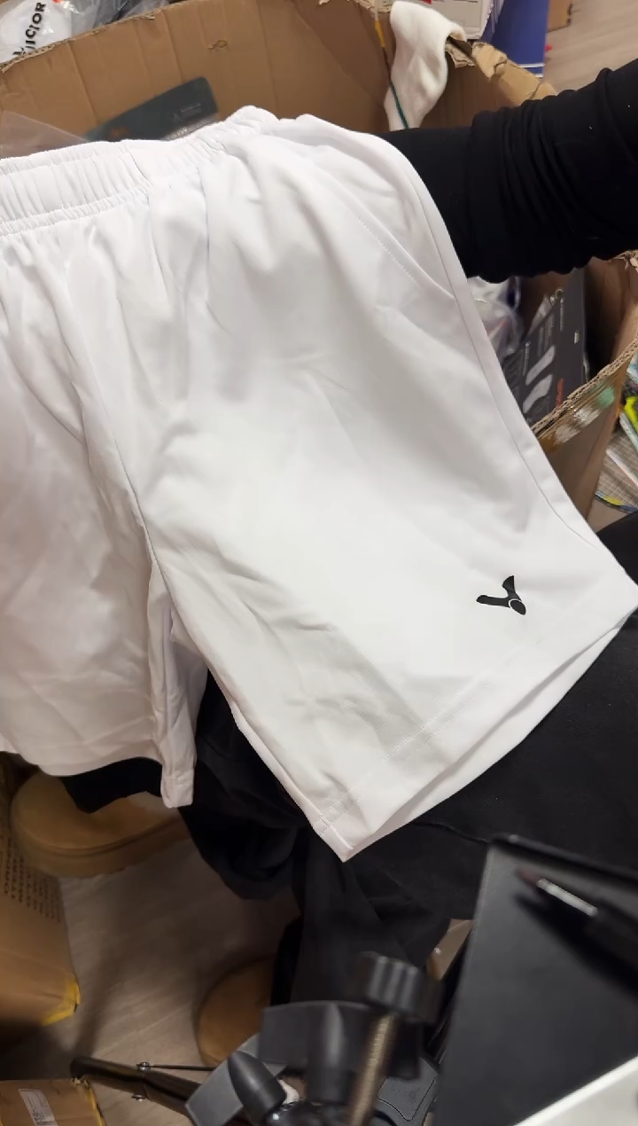 42号 微瑕正品  短裤S码