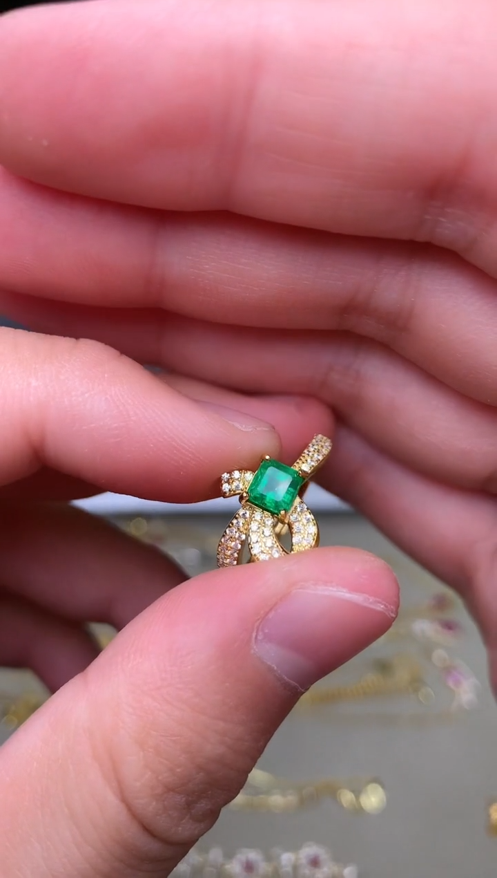 银S925镶嵌戒指祖母绿戒指