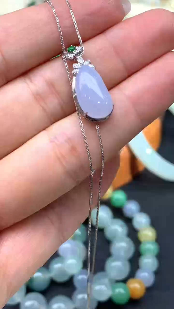 【闪购商品】翡翠颈饰未镶嵌18-天然翡翠