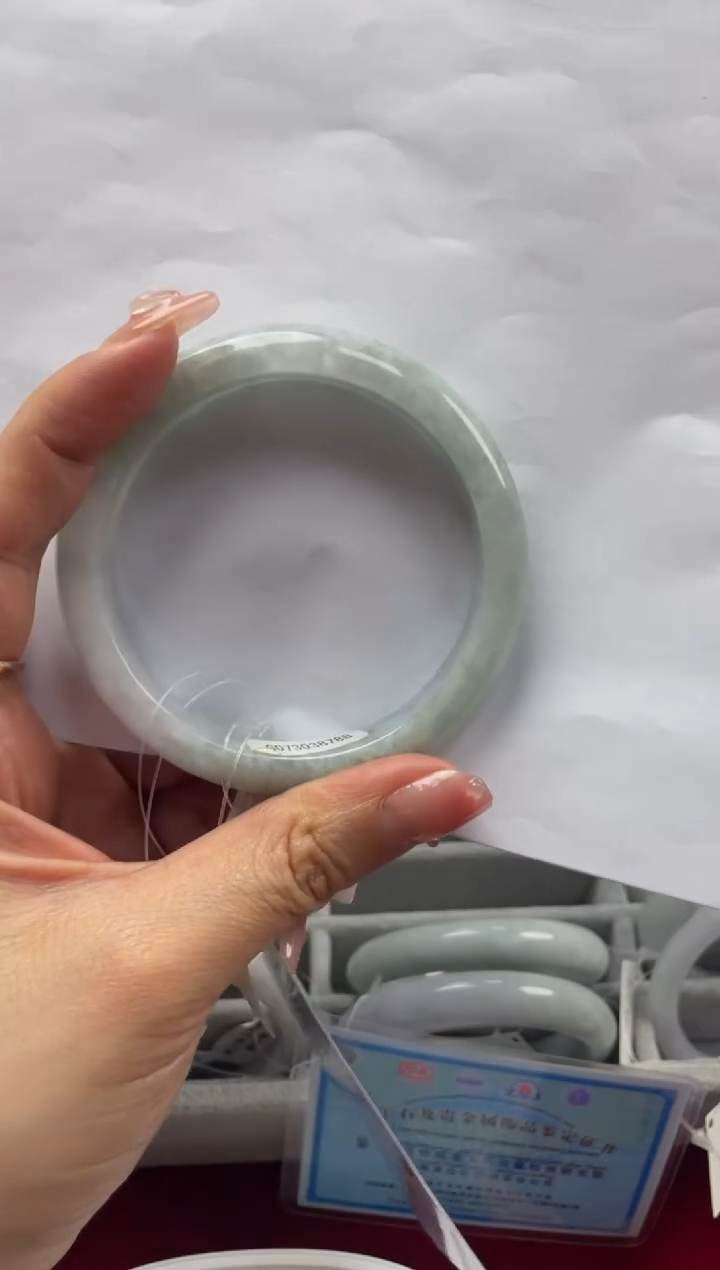 【闪购商品】翡翠手镯未镶嵌文文043