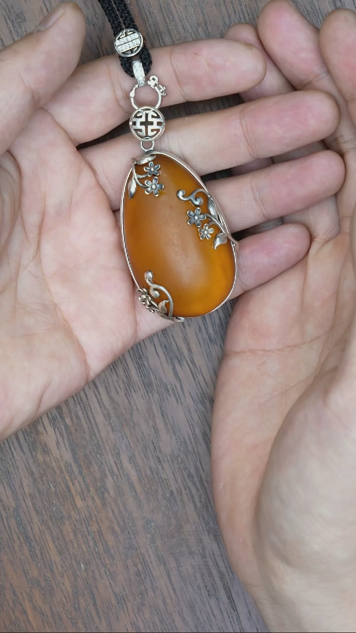 【闪购商品】琥珀裸石银S925镶嵌老蜡水滴吊坠