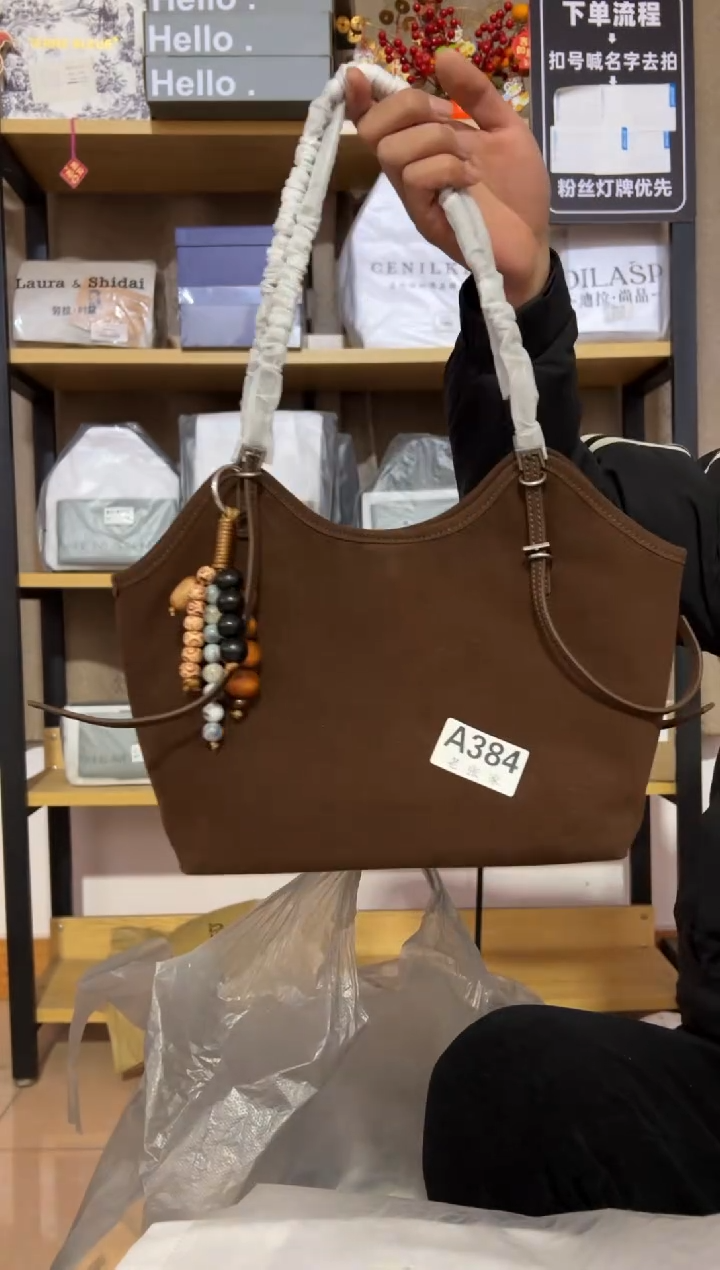 小牛剖层皮革老张家384