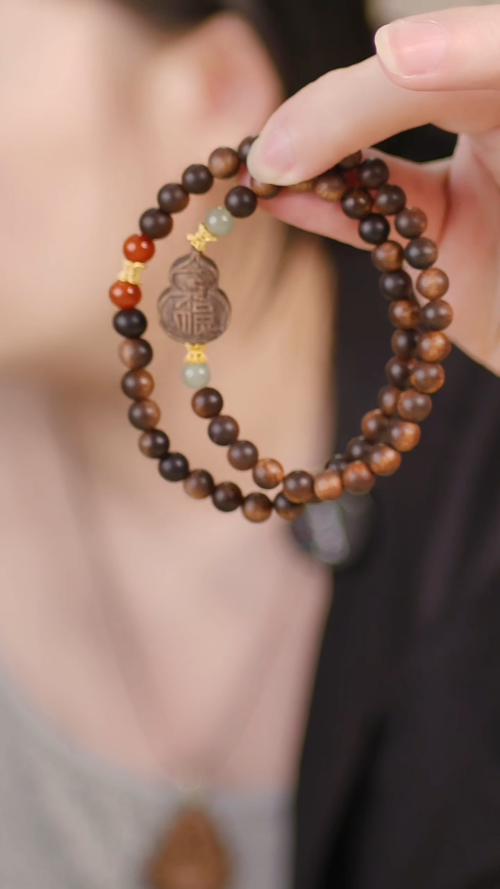 未镶嵌手串和田玉（两圈全沉0.6白奇楠+福禄）