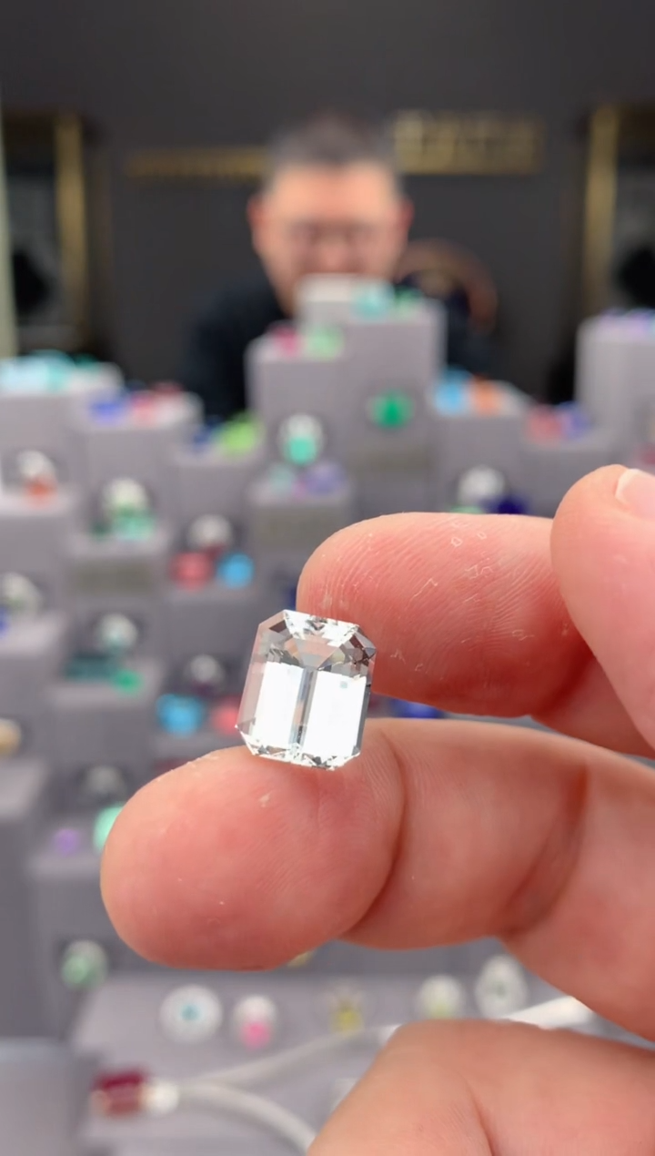 【闪购商品】绿柱石裸石未镶嵌5ct 白色绿柱石