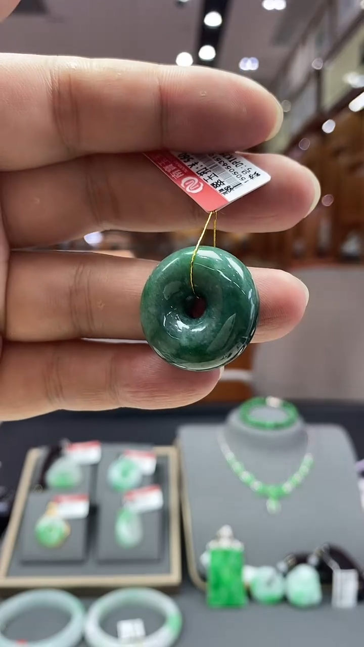 颈饰未镶嵌翡翠甜甜圈