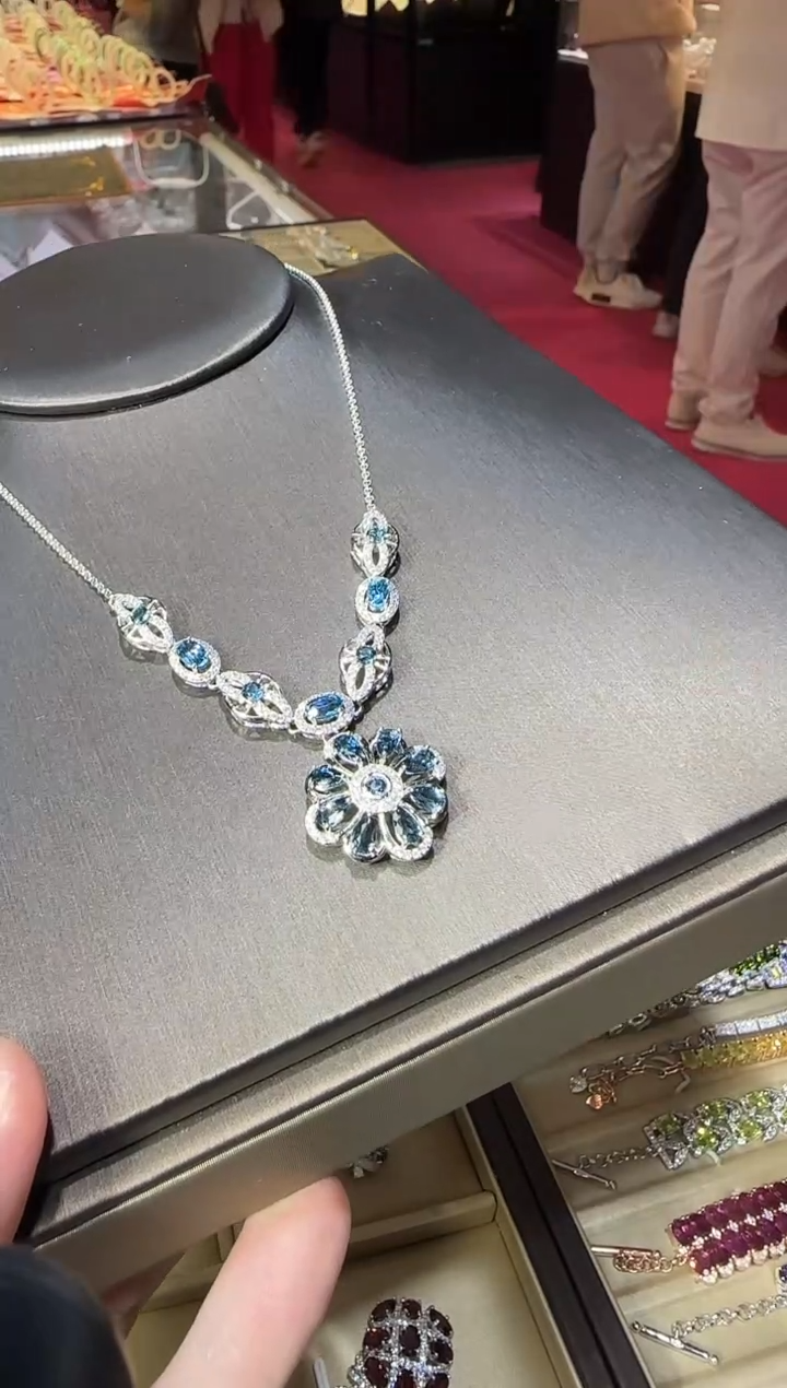 颈饰银S925镶嵌托帕石伦敦蓝套链