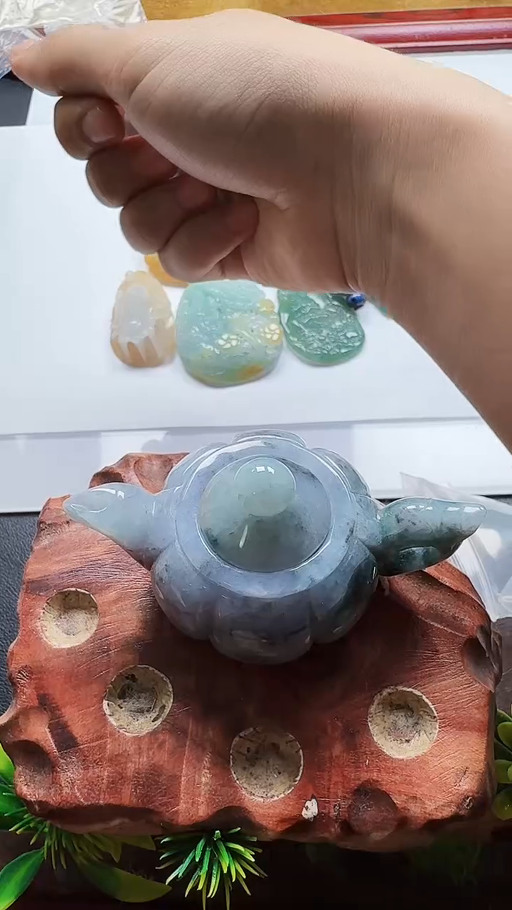 吊坠(不含链)未镶嵌翡翠1