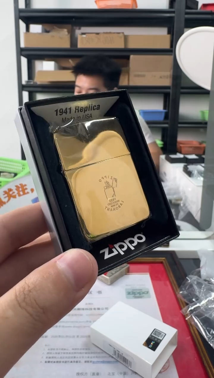 Zippo1941-复刻GGB-镀18K金（带证书）