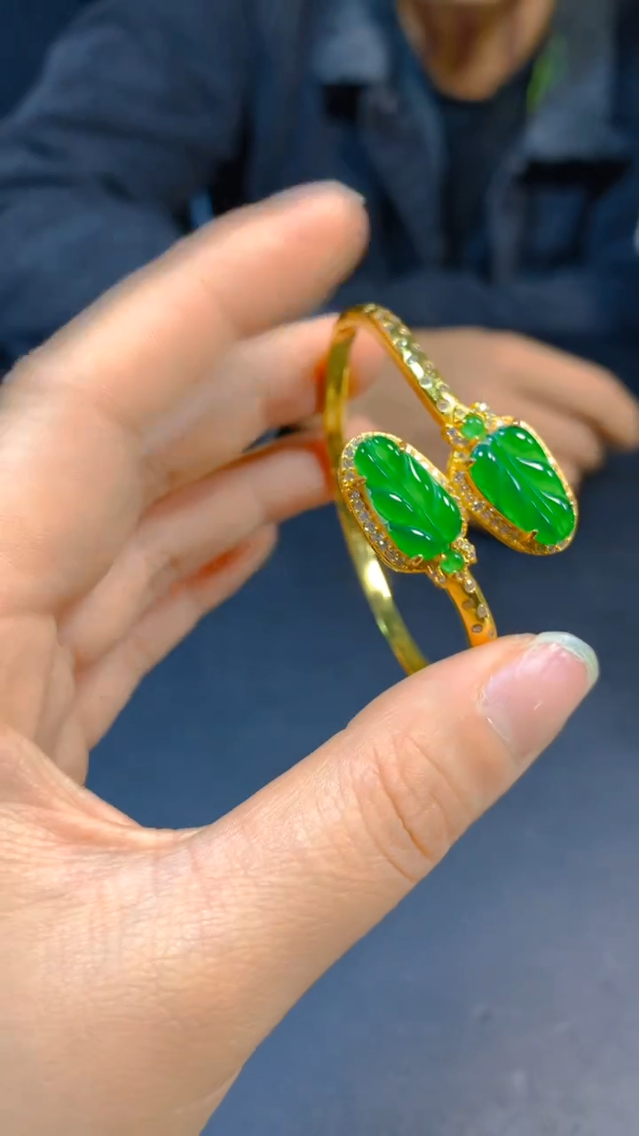 【闪购商品】翡翠手镯未镶嵌0833628376多样性发一