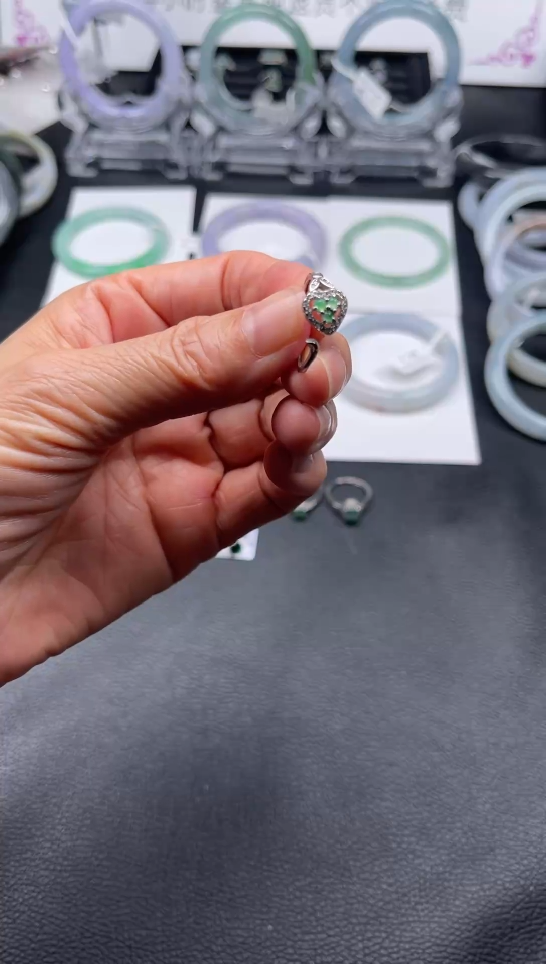 【闪购商品】翡翠戒指银S925镀金镶嵌爱心款