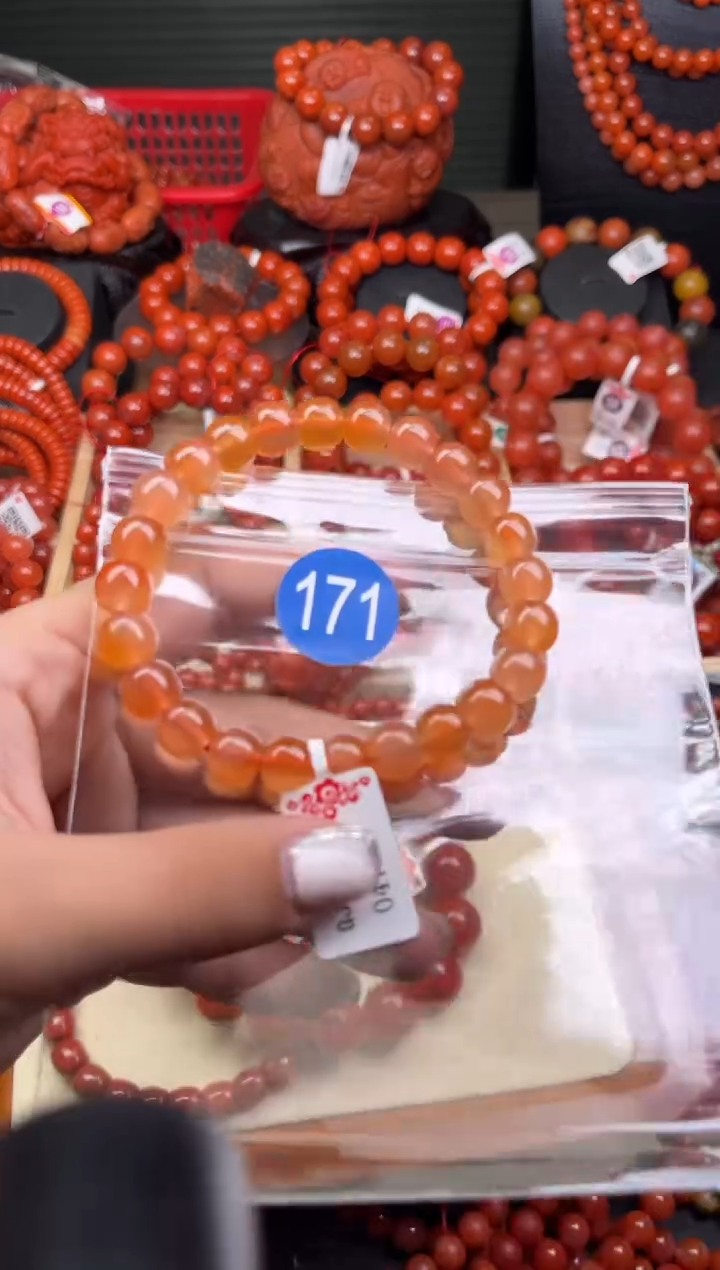 南红玛瑙未镶嵌珠宝奇石171-8+