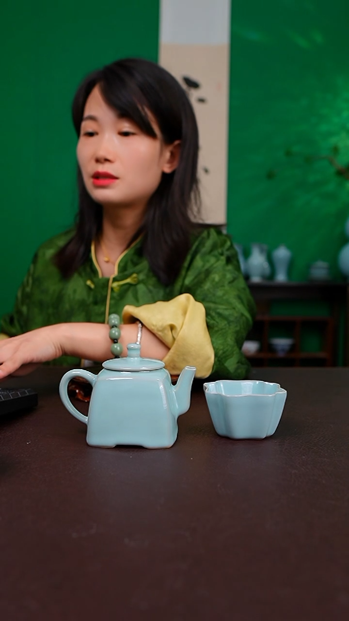 天青臻稀四方壶带四方杯 不完美
