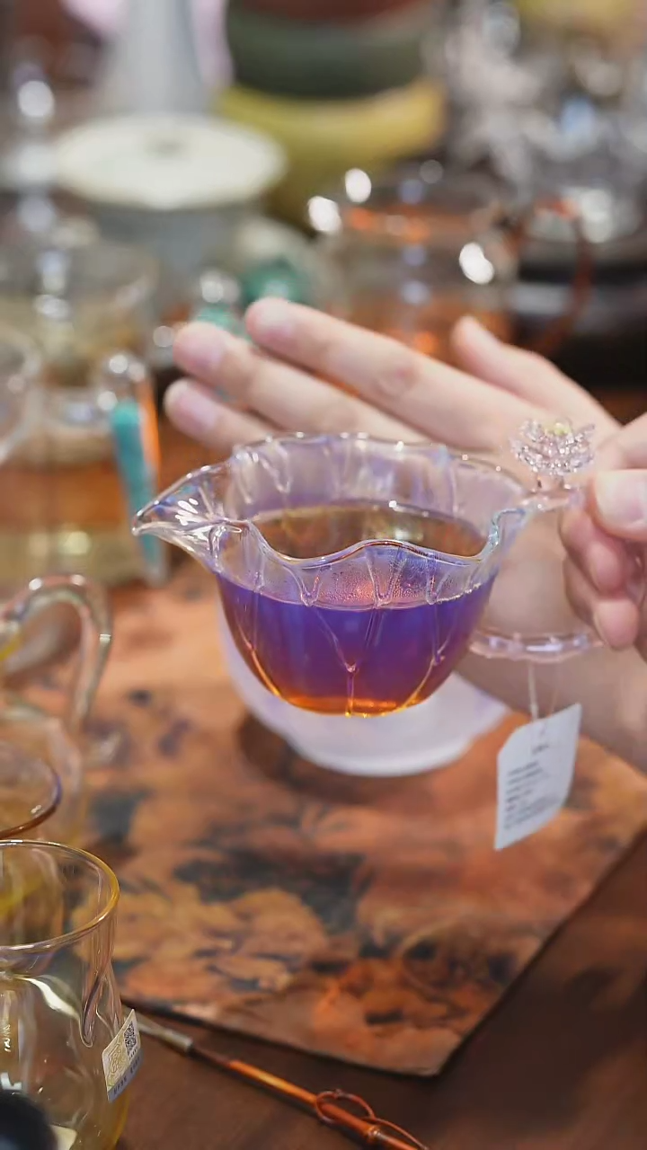 【闪购商品】晶焱荷韵公杯哈哈哈