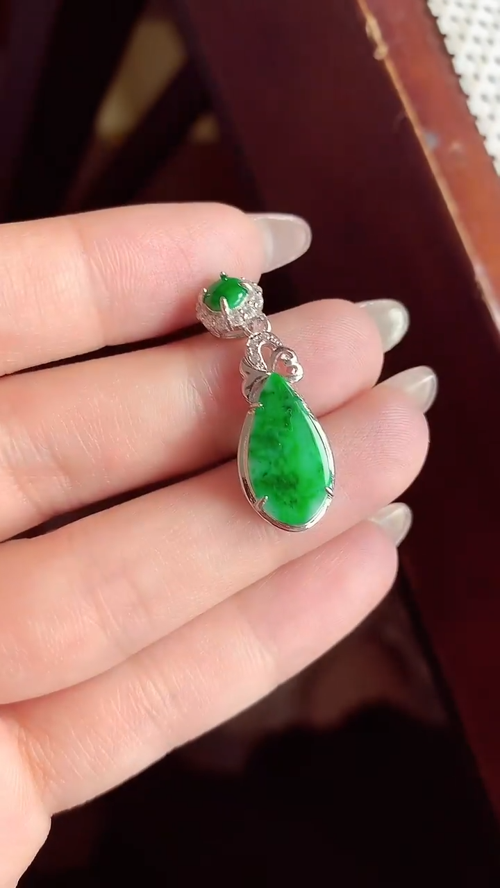 【闪购商品】翡翠颈饰银S925镶嵌吊坠