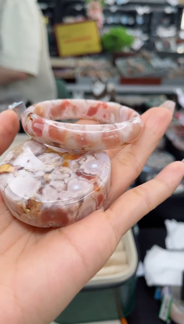 【闪购商品】石英质玉手镯未镶嵌55圈口（赠品镯心）6321711