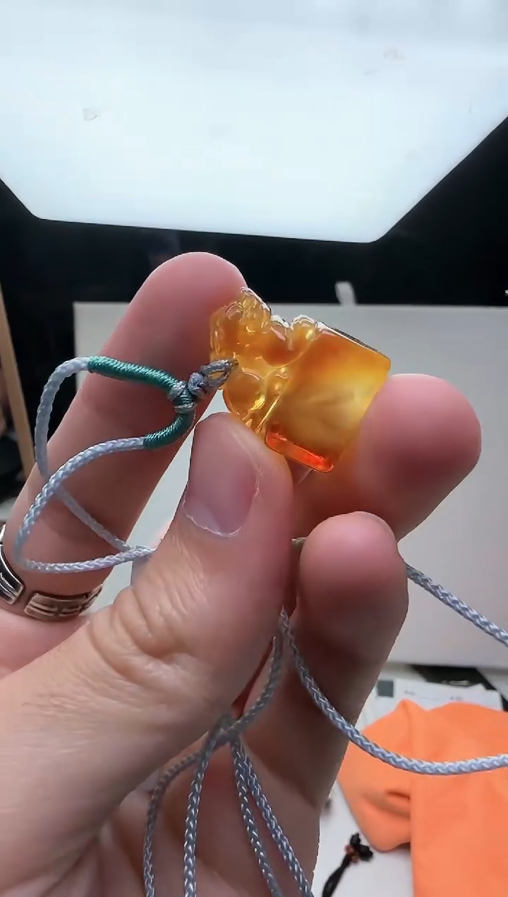 【闪购商品】蜜蜡吊坠(不含链)未镶嵌蜜蜡吊坠18