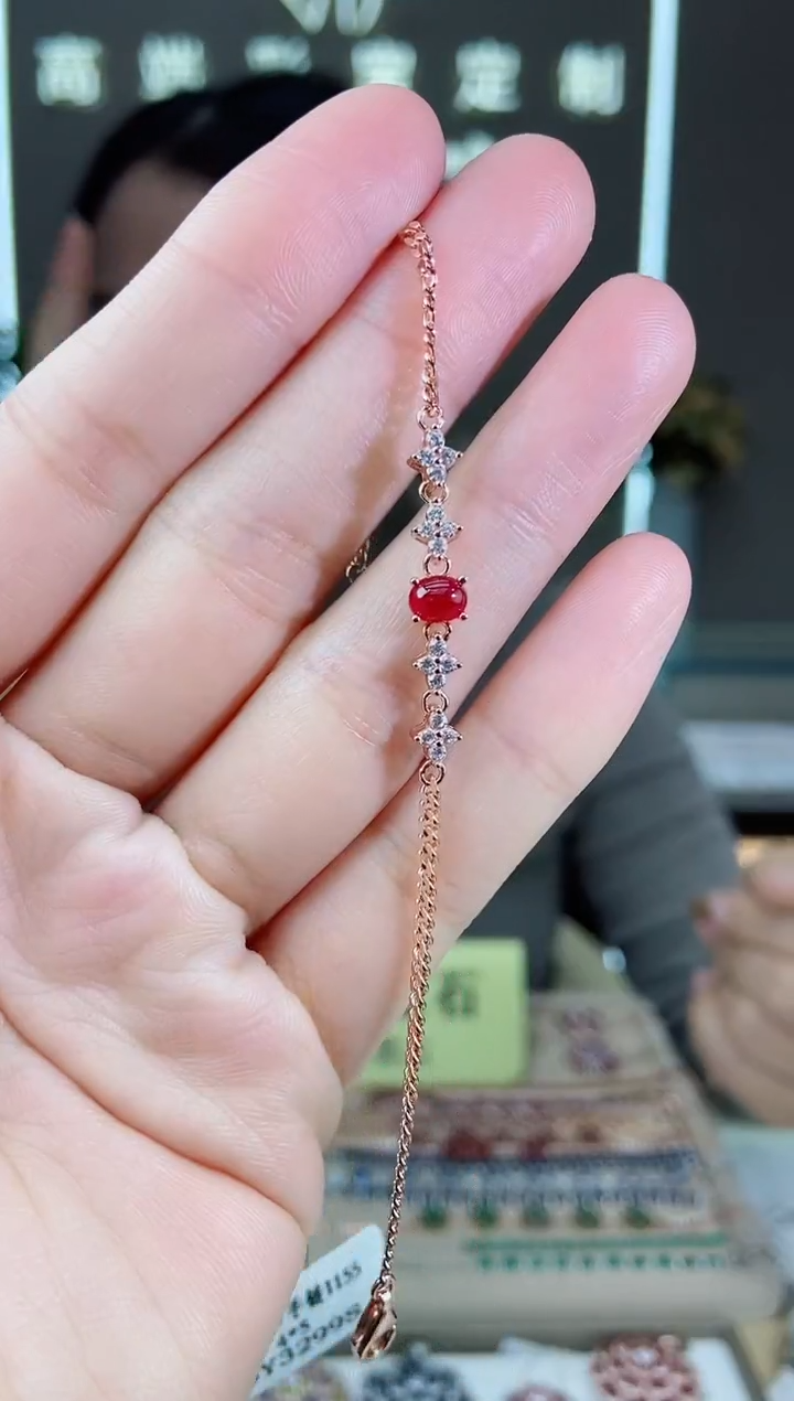 【闪购商品】红宝石手链银S925镶嵌手链