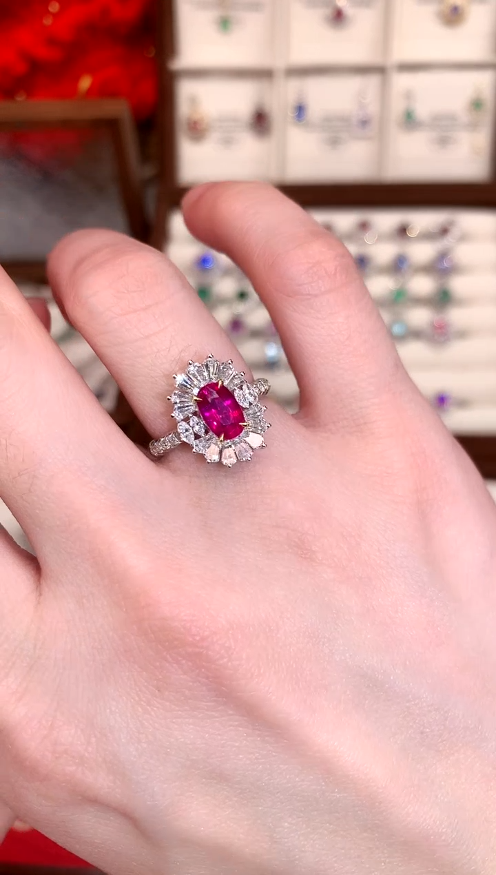 【闪购商品】红宝石戒指18K金镶嵌1.38ct/天然宝石/七天无理由