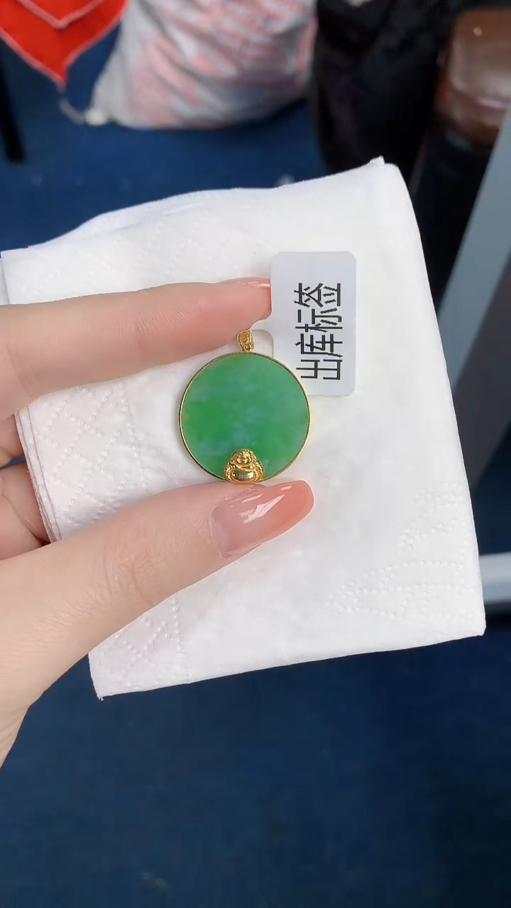 【闪购商品】翡翠颈饰18K金镶嵌天然翡翠A货