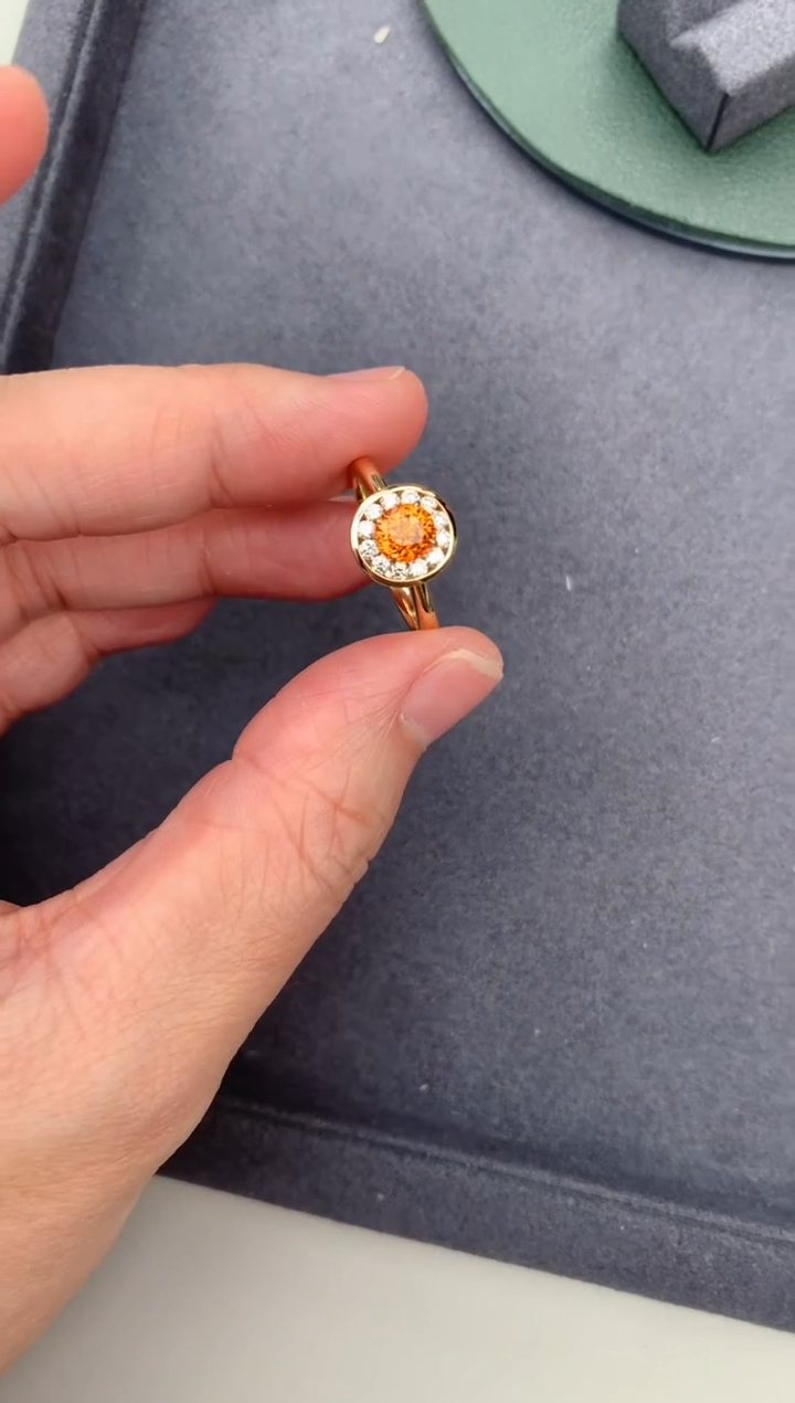 【闪购商品】石榴石（芬达石）戒指18K金镶嵌1.1ct芬达戒指