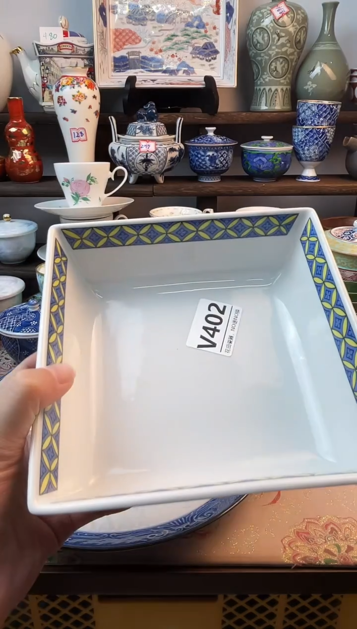 瓷片听****?V402不退不换.感谢理解