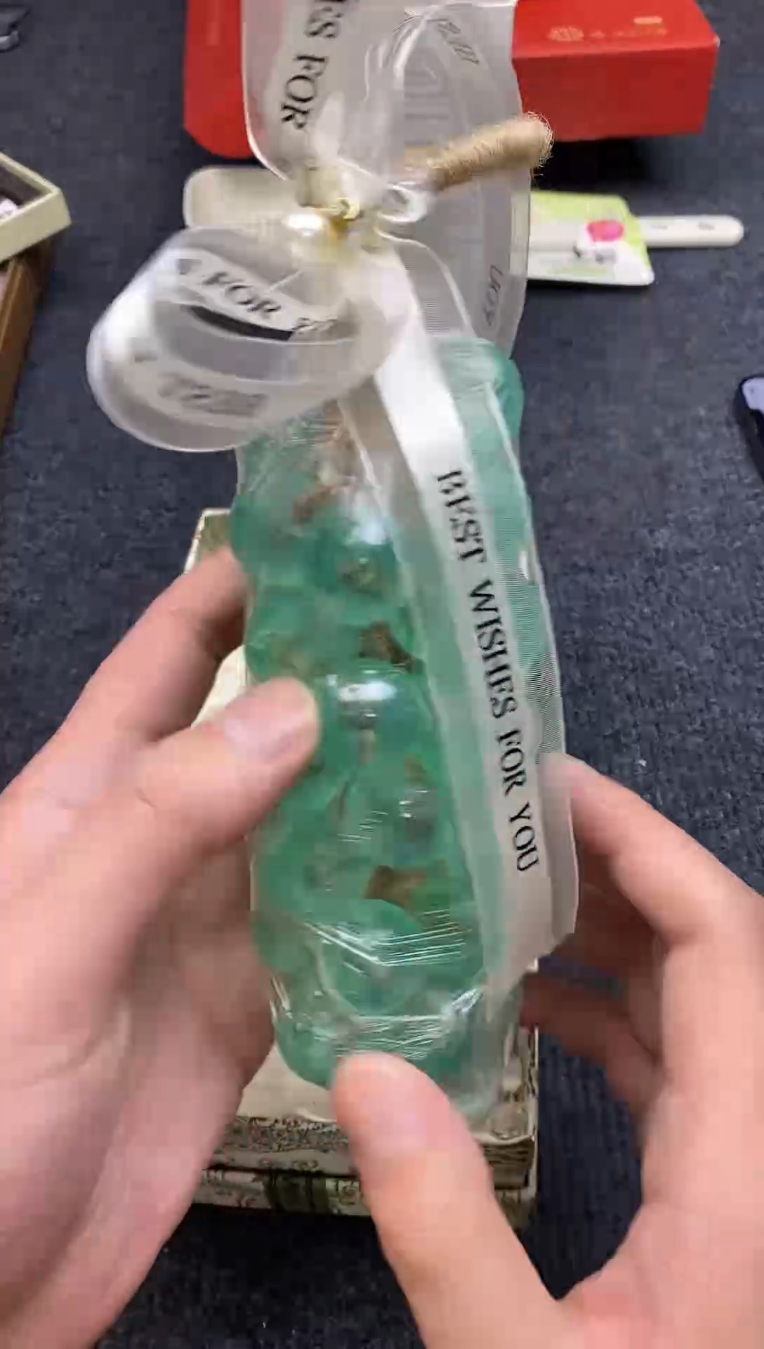 瓷片如图所示 平安高端礼品