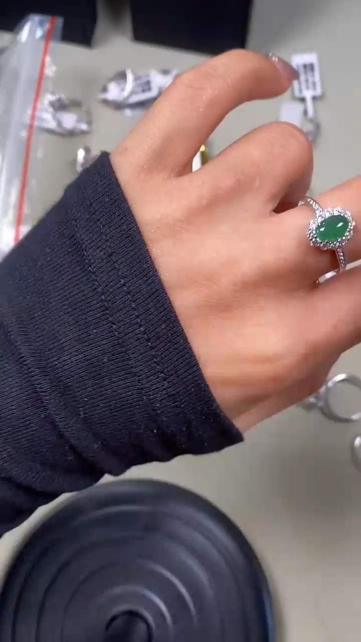 【闪购商品】翡翠戒指银S925镶嵌8966