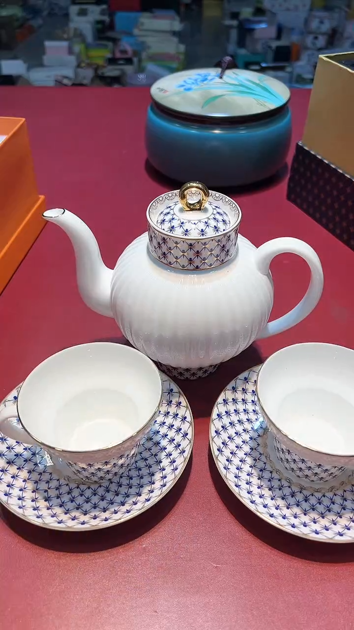 【闪购商品】瓷片锅碗瓢盆一件不剩