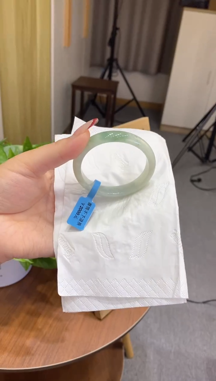 【闪购商品】翡翠手镯未镶嵌00009801