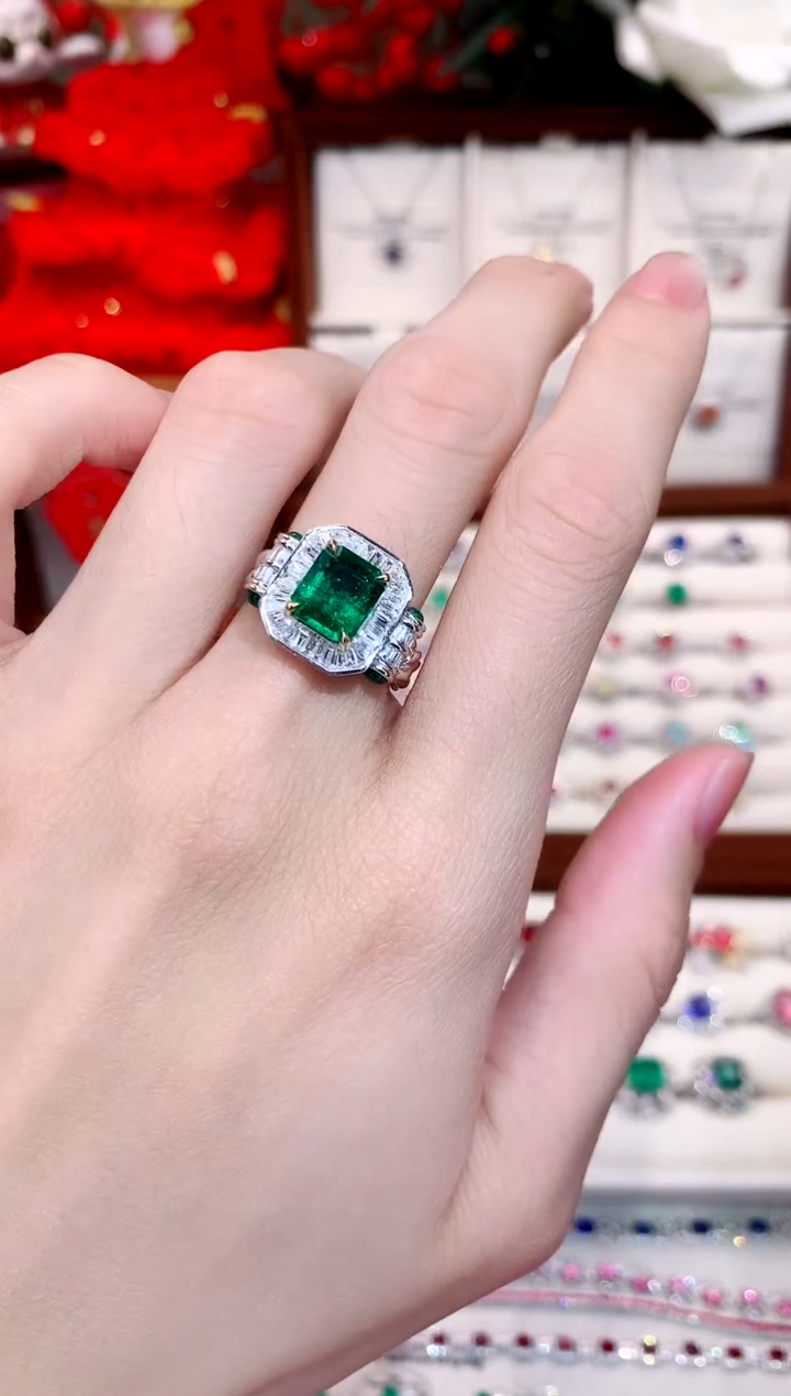 【闪购商品】祖母绿戒指18K金镶嵌2.8ct/天然宝石/七天无理由