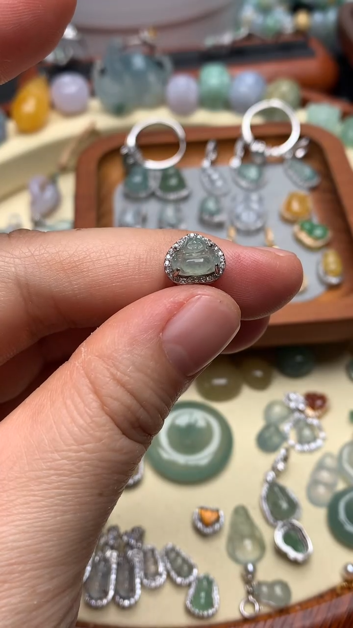 【闪购商品】翡翠颈饰银S925镶嵌翡翠镶嵌佛公