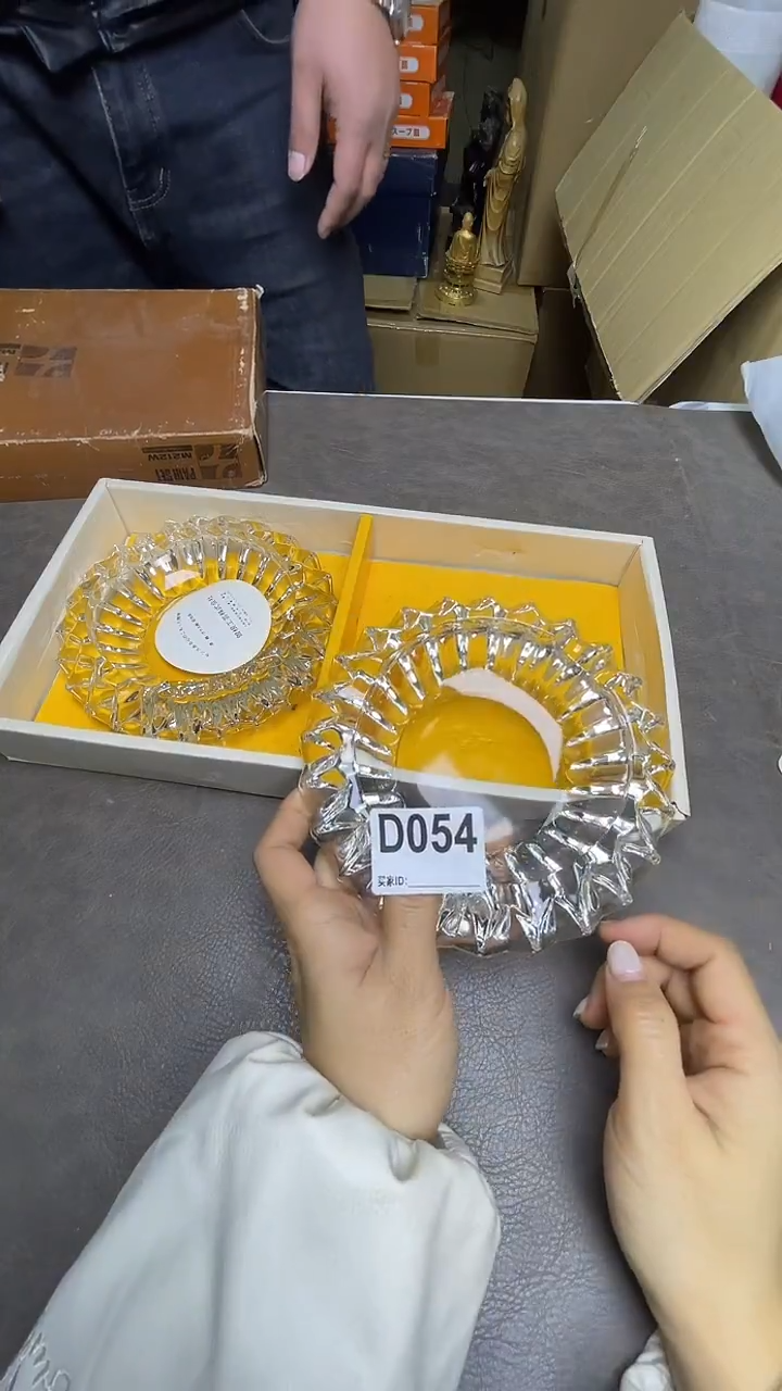 瓷片大*人默认微瑕，谨慎参拍D054