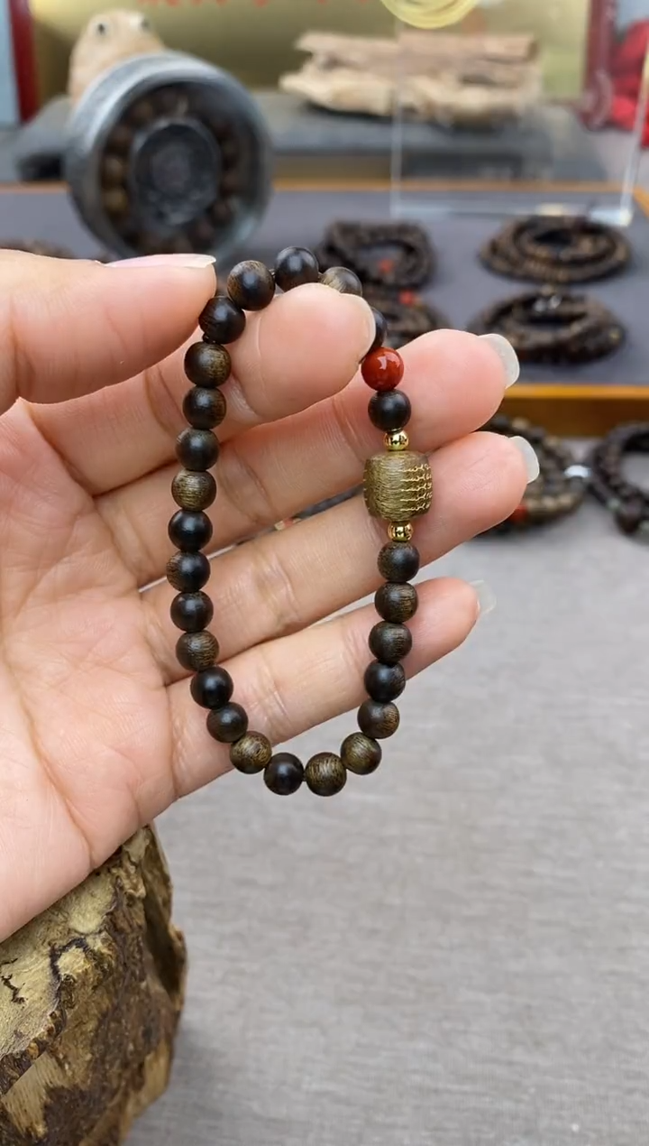 【闪购商品】沉香手串富森红土0.6+五条+配饰沉水单圈