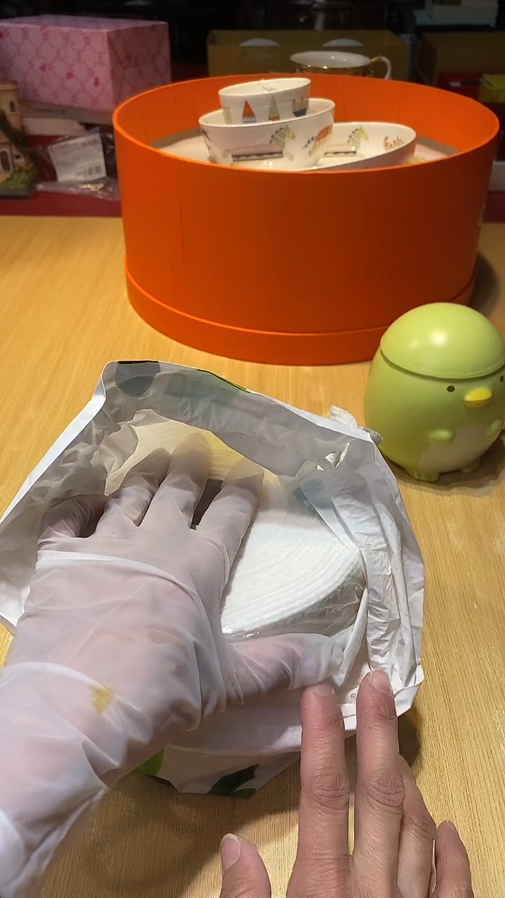 瓷片生活的本意是啊开心啊@@1