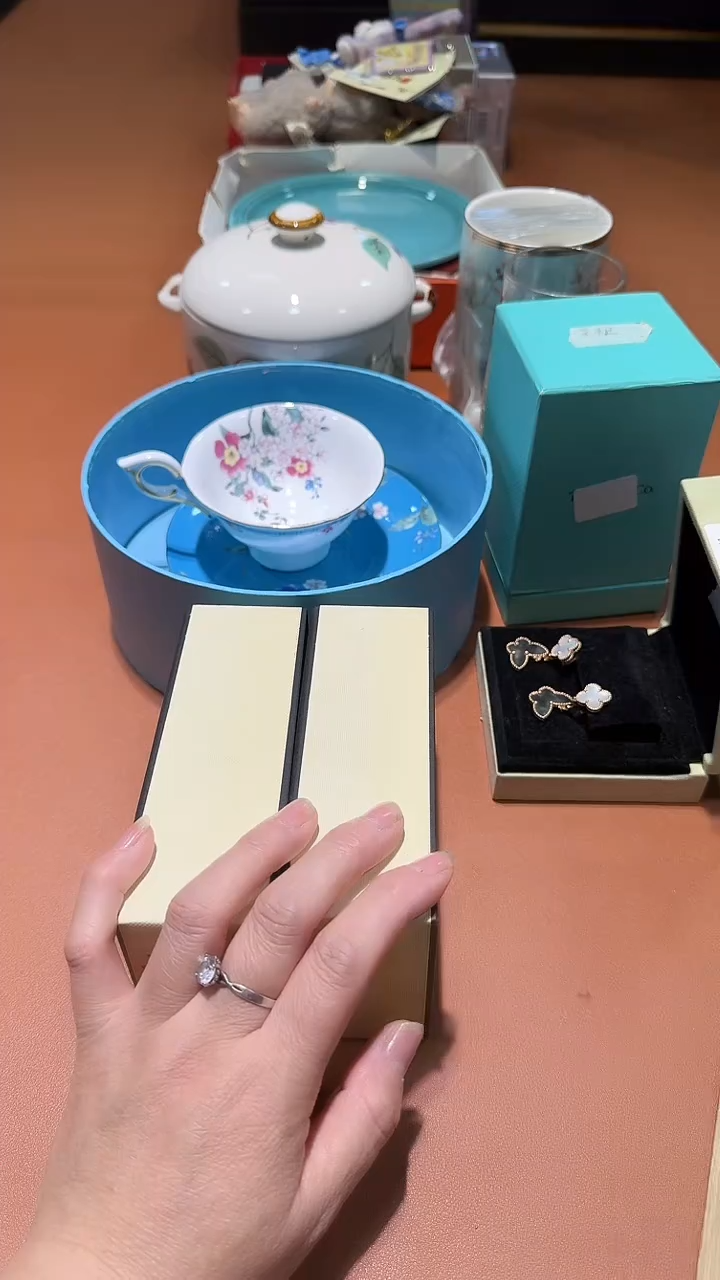 瓷片全场正品,一件不留@@1