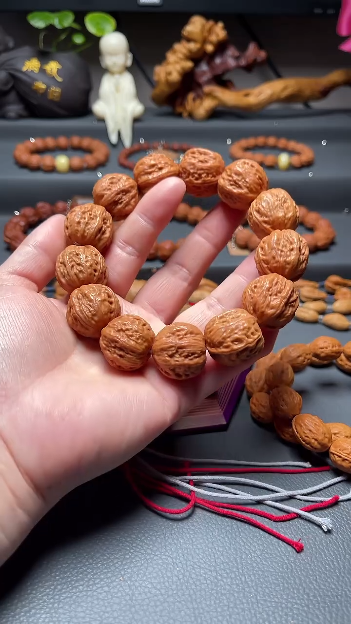 【闪购商品】文玩核桃吊坠核桃手串