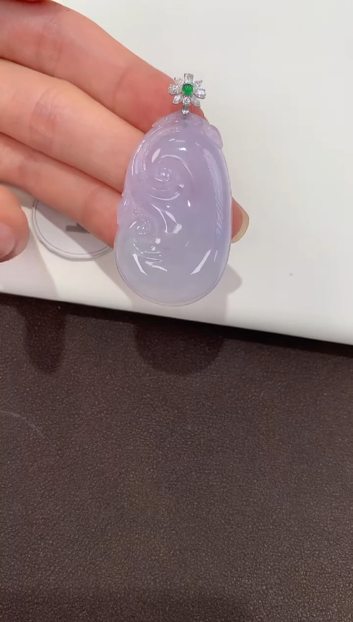 翡翠18K金镶嵌吊坠(赠链)天然缅甸a货翡翠