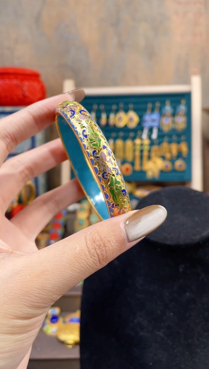 【闪购商品】非遗景泰蓝镯子金地精品64